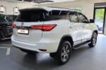TOYOTA FORTUNER 4×2 AT - Image 3