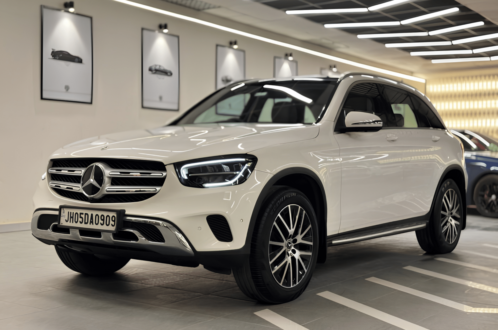 car flow MERCEDES GLC 200 - Image 1